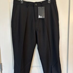 NWT The Kooples Men’s  Dress Pants. Waist measures to 33. Black